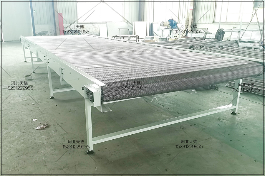 冷卻流水線輸送機